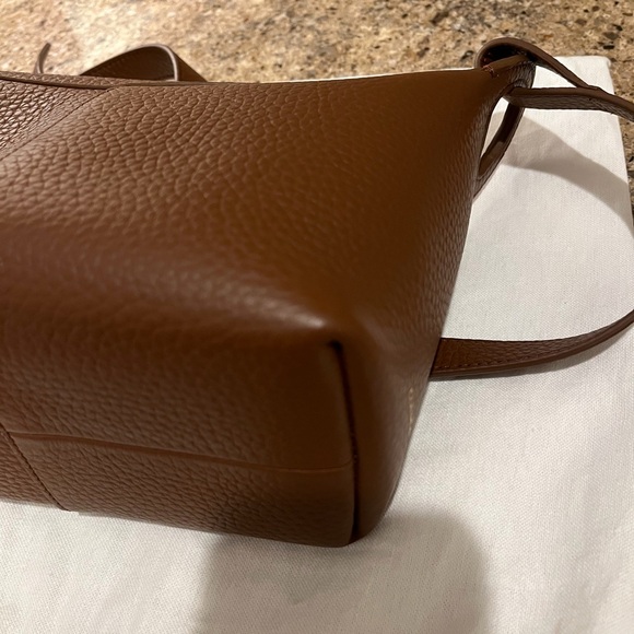 Cuyana Mini Paloma Pebble Leather Chestnut  Shoulder Bag - Picture 6 of 14